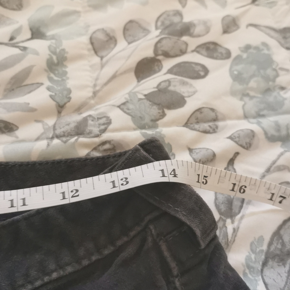 True Religion pants - Picture 6 of 7